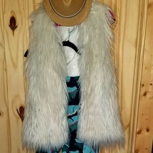 Med.Faux fur long vest
